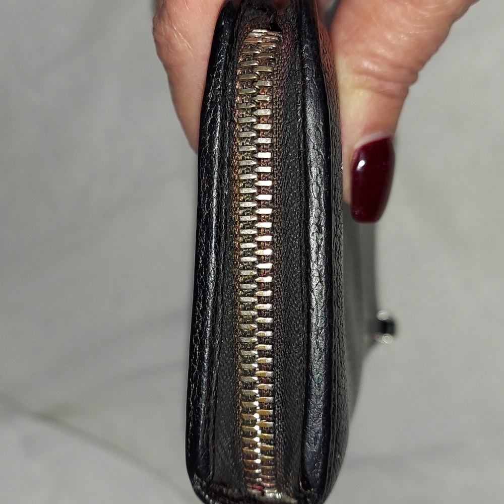 LOEWE Anagram Black Leather Long Zip Around Wallet - Picture 4 of 7